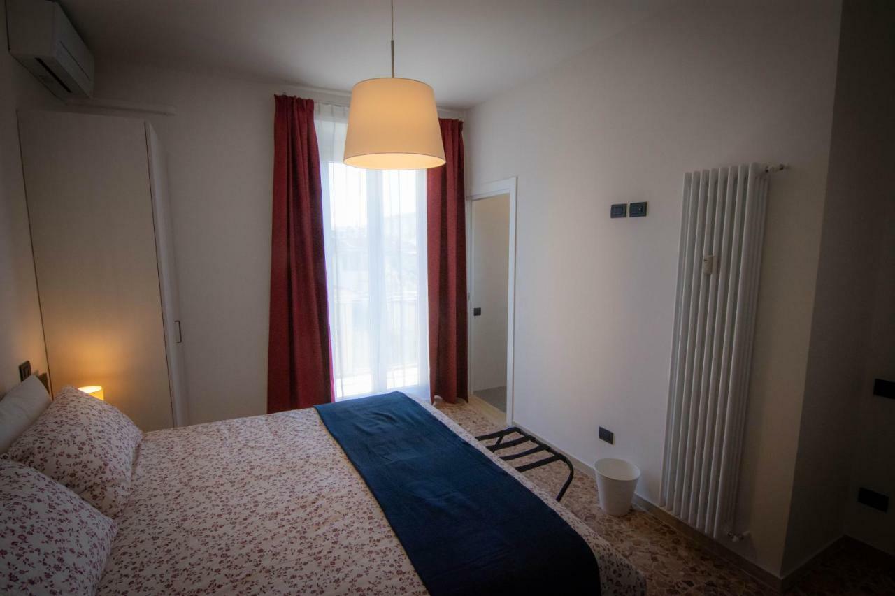 Kate Apartment In Centro 3 Camere Da Letto 3 Bagni Флоренция Экстерьер фото